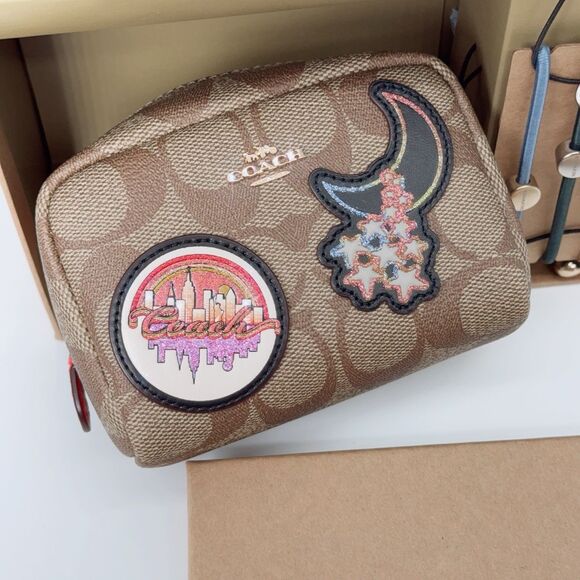 Coach C6996 Boxed Mini Cosmetic Case Hair Ties Disco Patches Heat Bear Gift Set - Picture 5 of 16